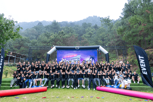   STRONG TOGETHER 2025 - TEAM BUILDING QUÝ I BÙNG NỔ CẢM XÚC VÀ GẮN KẾT